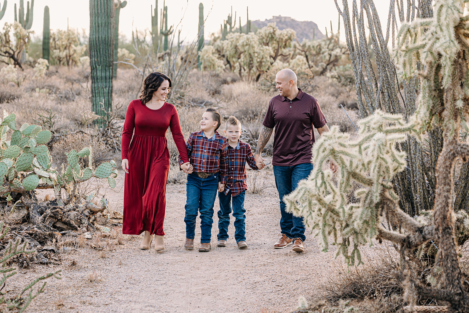Usery park family session in Mesa, Arizona - Lia's Photography